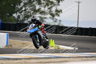 media/Apr-18-2025-TrackDaz (Fri) [[45f5874c44]]/B Group/Session 4 (Turn 6 - Outside)/